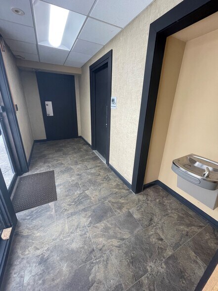 More Photos Of 102 Headson Dr, Syracuse Warehouse For Lease