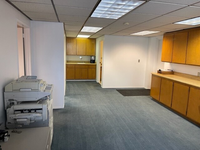 More Photos Of 14128 Paramount Blvd, Paramount Warehouse For Sale