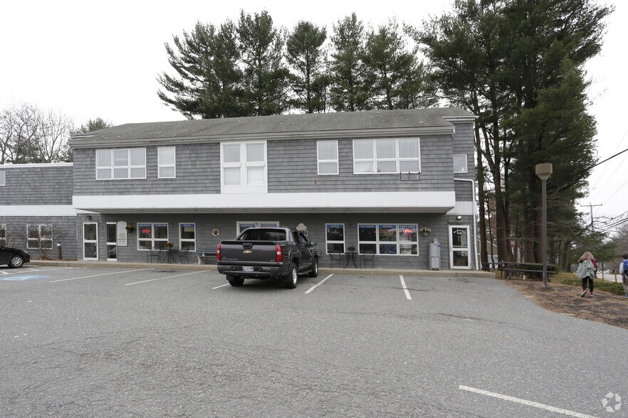 More Photos Of 155 Saco Ave, Old Orchard Beach Office For Sale
