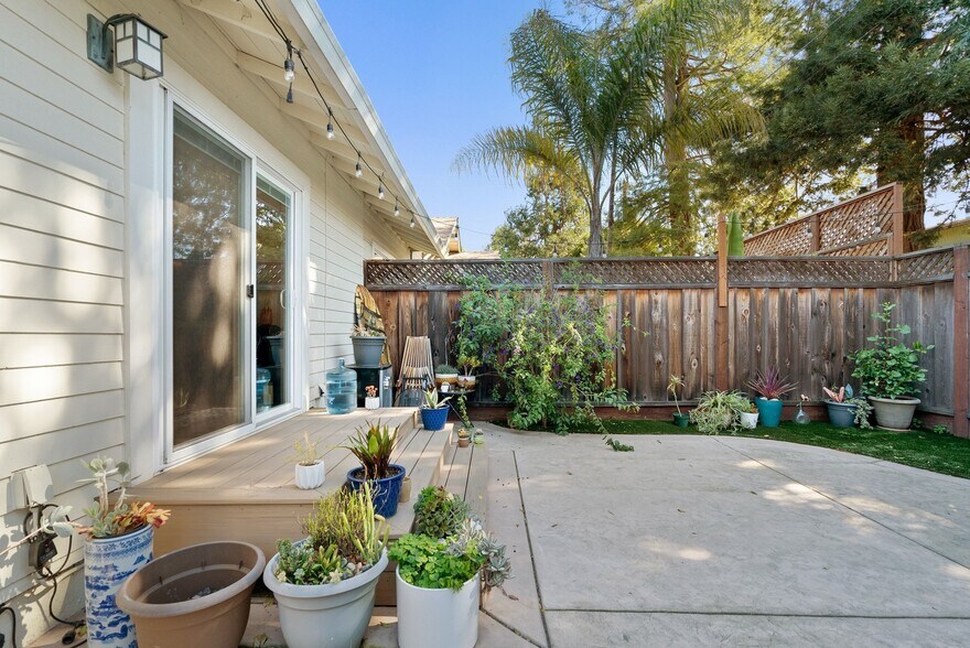 More Photos Of 420 Capitola Road Ext, Santa Cruz Apartments For Sale