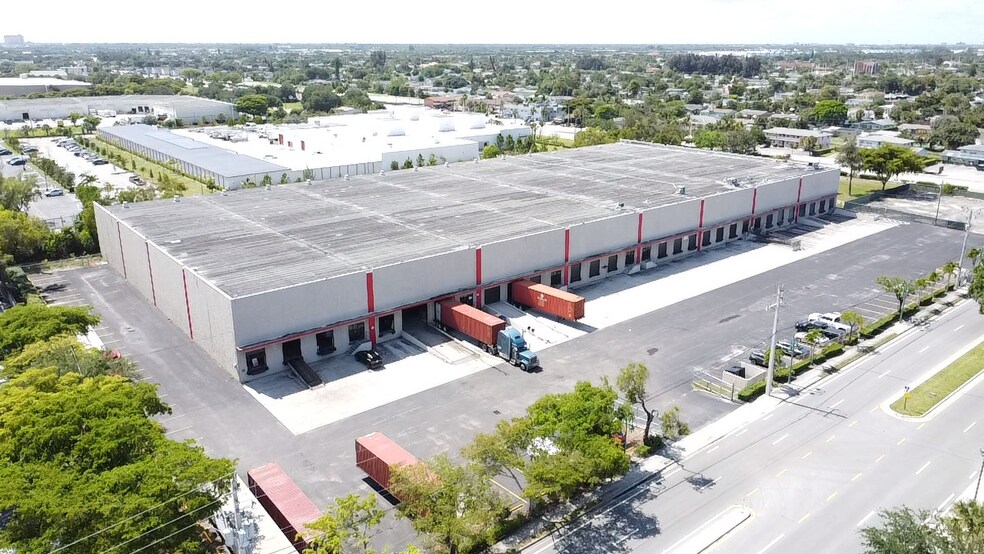 More Photos Of 2001 Australian Ave, Riviera Beach Warehouse For Lease