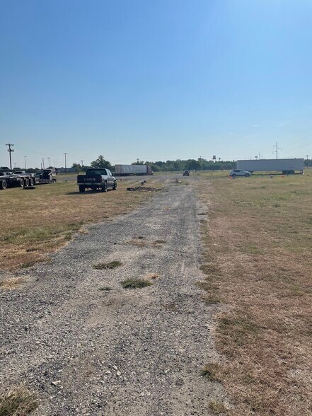 More Photos Of 2300 S Business 45, Corsicana Land For Sale