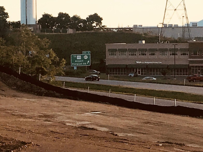 More Photos Of 1100 Fort Pierpont Dr, Morgantown General Retail For Lease