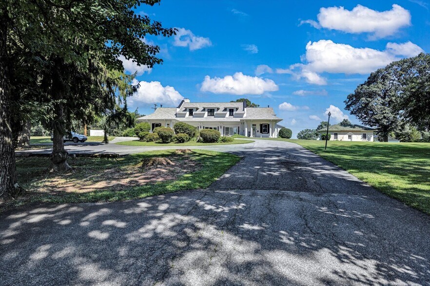 More Photos Of 200 Kauffmann Rd, Annville Assisted Living For Sale