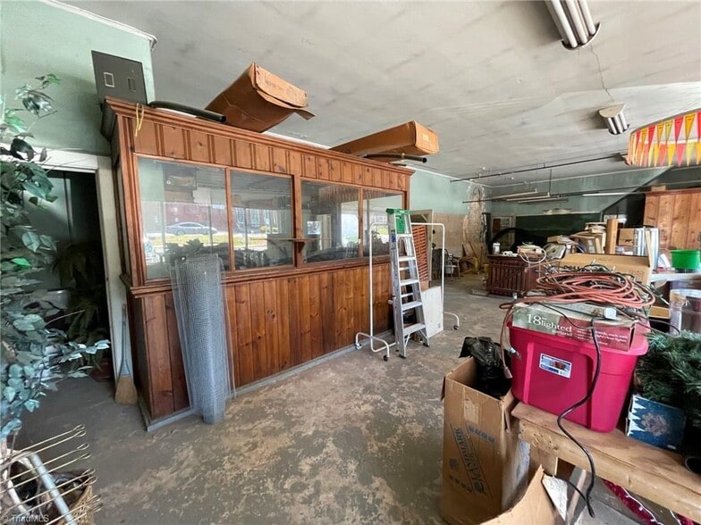 More Photos Of 607 Main, Pilot Mountain Storefront Retail Residential For Sale