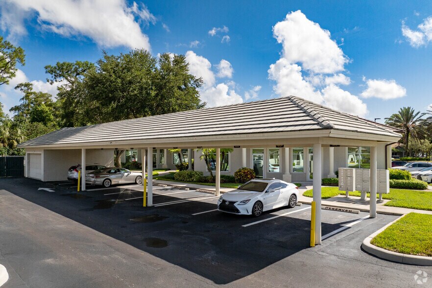 More Photos Of 5621 Strand Blvd, Naples Unknown For Lease