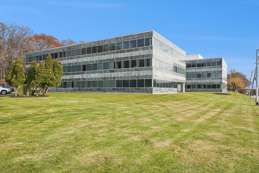 More Photos Of 2740 NJ-10 Suite #201, Morris Plains Office For Sale