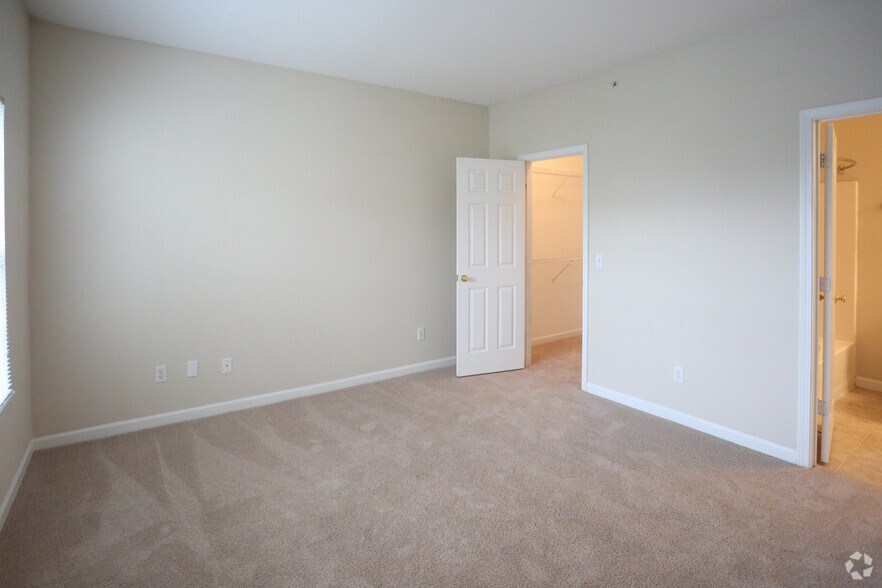 More Photos Of 1200 Greenfield Pl, O'Fallon Apartments For Sale