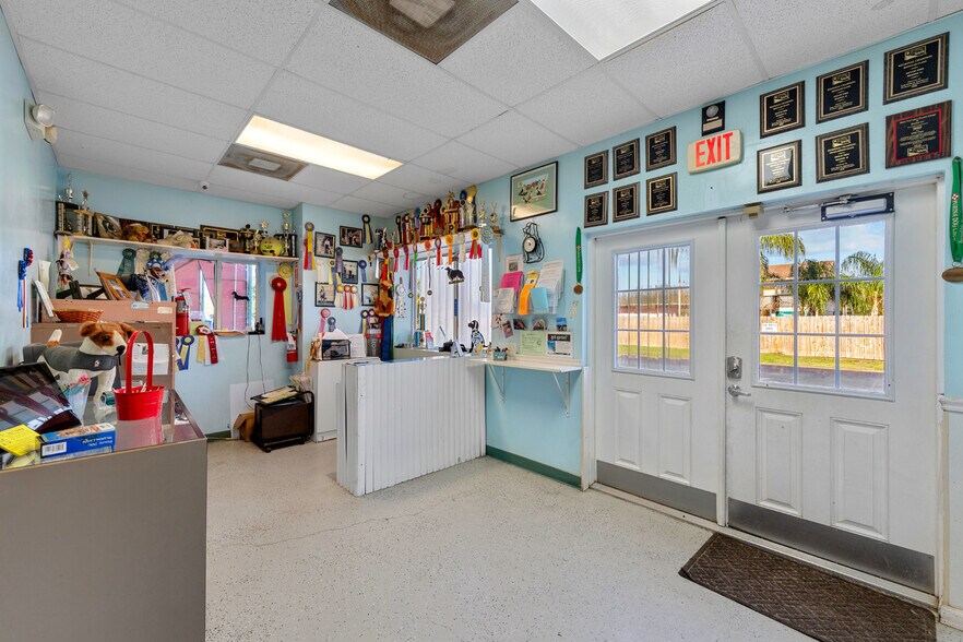 More Photos Of 7705 Gardner Rd, Tampa Specialty For Sale