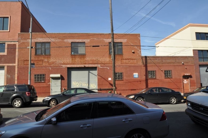 More Photos Of 333 Stagg St, Brooklyn Warehouse For Lease