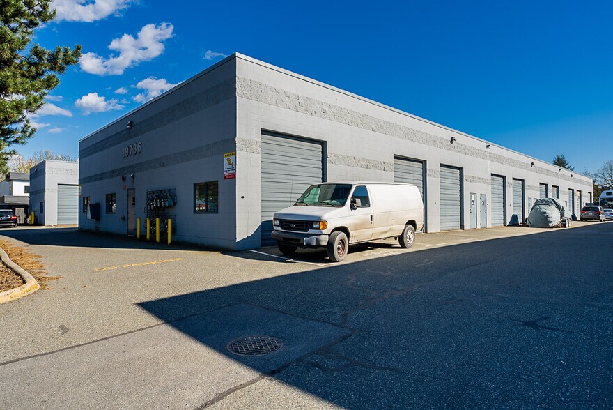 More Photos Of 19736 98th Ave, Langley Twp Warehouse For Sale