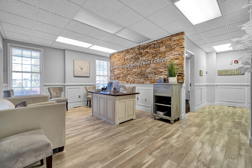 More Photos Of 350 W Main St, Trappe Office For Sale