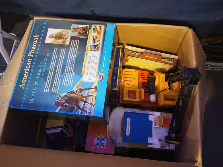 More Photos Of 1045 Eagon St, Barberton Manufacturing For Sale