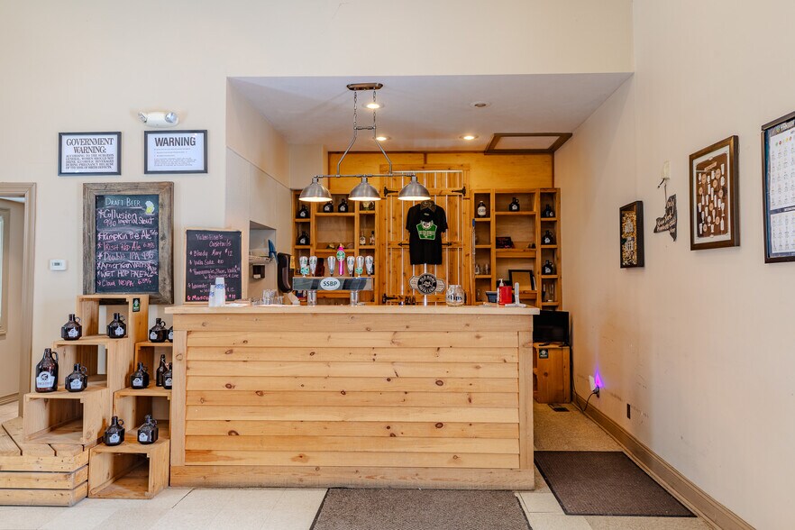 More Photos Of 315 E Seneca St, Manlius General Retail For Sale