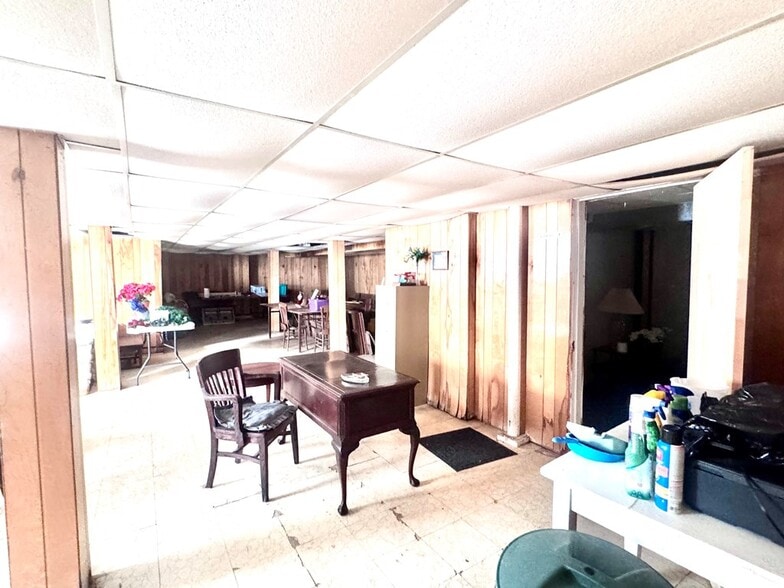 More Photos Of 105 Smith St, Beckley Religious Facility For Sale