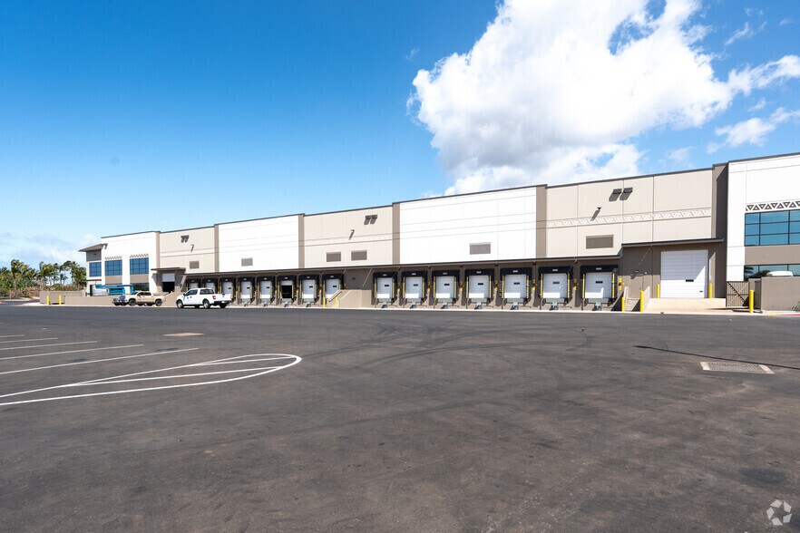 More Photos Of 250 Lauo Loop, Kahului Warehouse For Lease