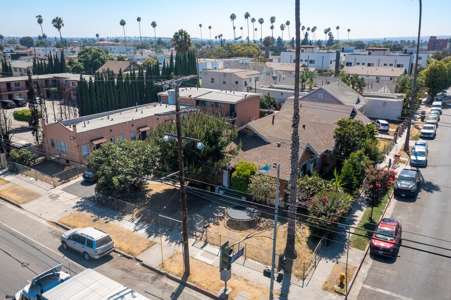 More Photos Of , Los Angeles Multifamily For Sale