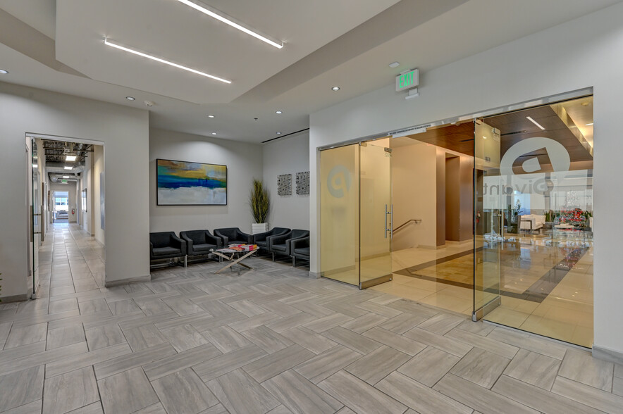 More Photos Of 8906 Spanish Ridge Ave, Las Vegas Office For Sale