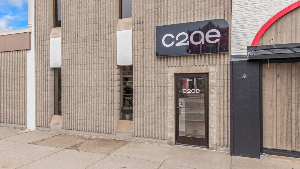 More Photos Of 1211 Ludington St, Escanaba Office For Sale