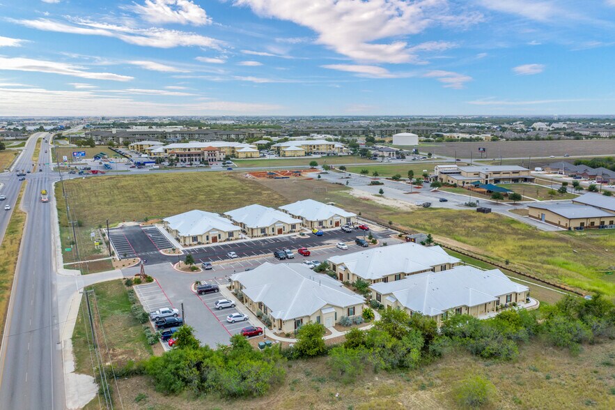 More Photos Of 1067 FM 306, New Braunfels Office For Lease