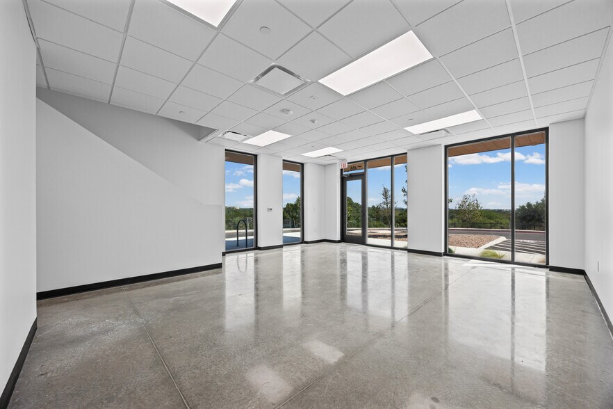 More Photos Of 4949 N Loop 1604 W, San Antonio Unknown For Lease