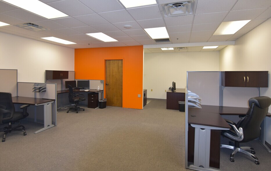 More Photos Of 630-634 Melrose Ave, Nashville Distribution For Lease