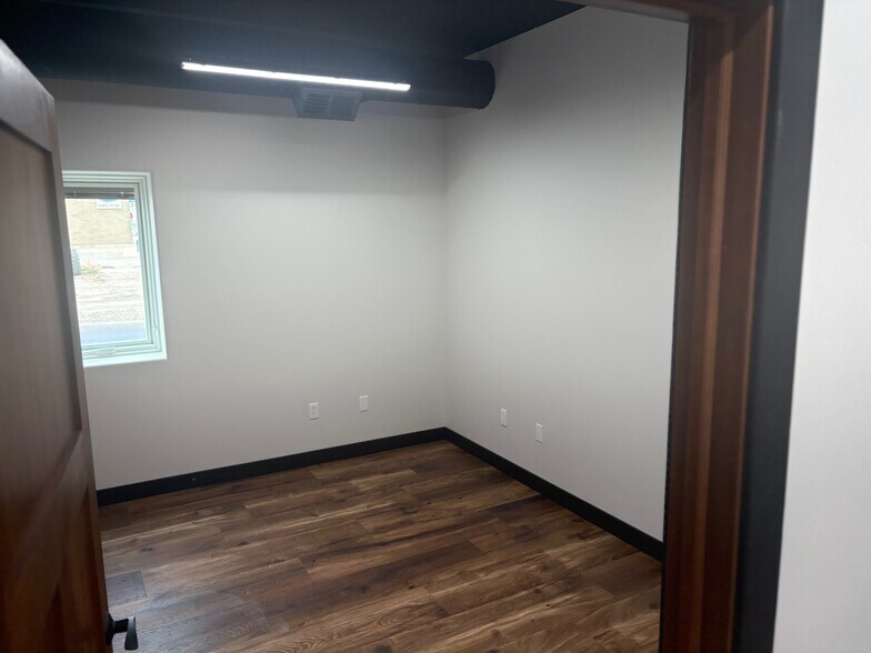More Photos Of 212 W 1st St, Ogallala Office For Sale