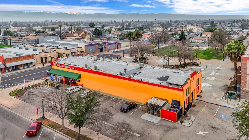 More Photos Of 217 S L St, Dinuba Freestanding For Sale