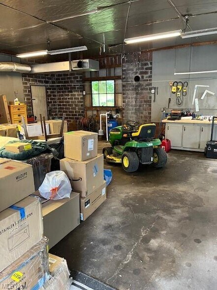 More Photos Of 10143 State Route 9, Hanoverton Light Manufacturing For Sale