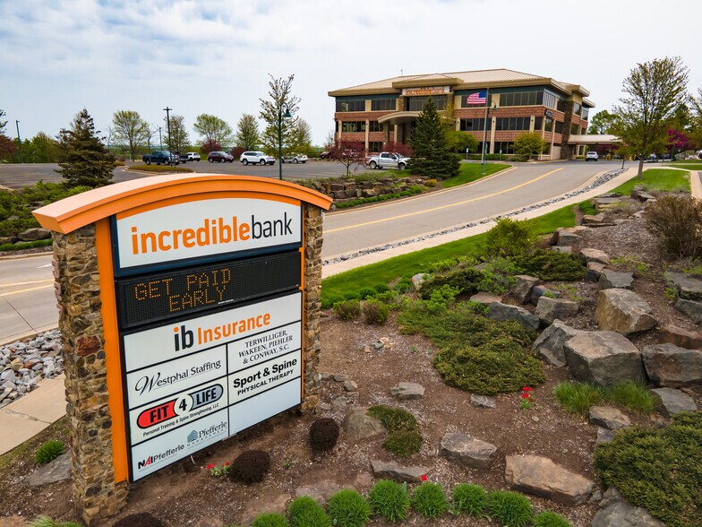 More Photos Of 327 N 17th Ave, Wausau Office For Lease