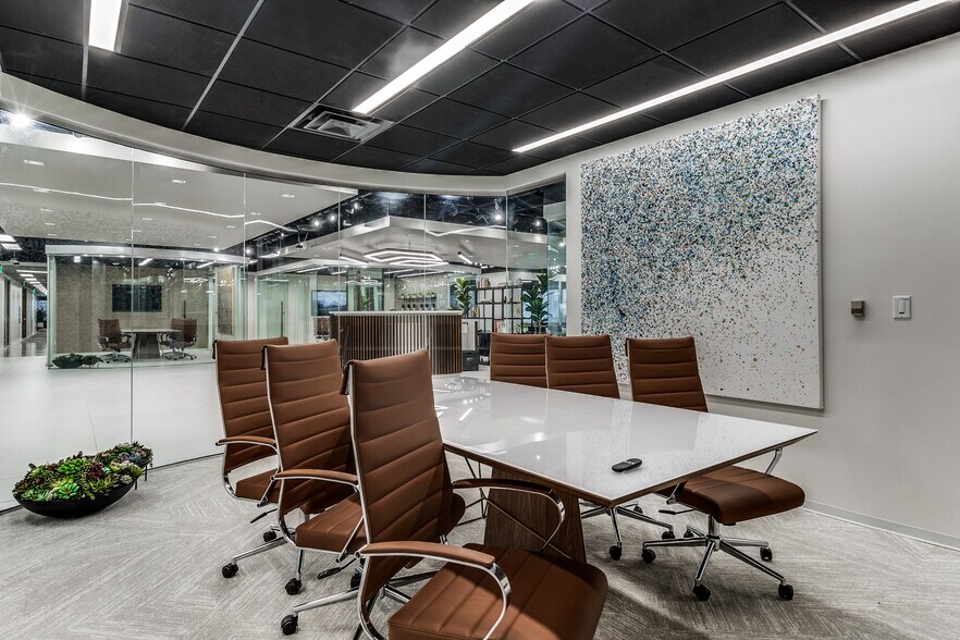 More Photos Of 6060 N Central Expy, Dallas Coworking Space