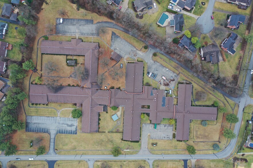 4604 Lowe Rd, Louisville, KY 40220 Rehabilitation Center For Sale