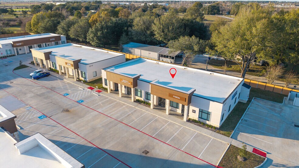 More Photos Of 18747 Mueschke Rd, Cypress Office For Lease