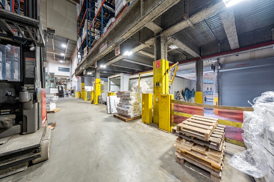 More Photos Of 2544 Borough Pl, Woodside Warehouse For Sale