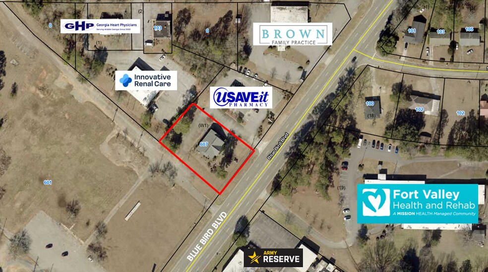 More Photos Of 607 Bluebird Blvd, Fort Valley Office For Sale