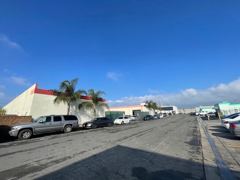 More Photos Of 5021 Calmview Ave, Baldwin Park Warehouse For Lease