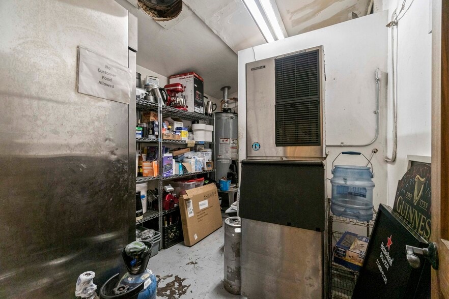 More Photos Of 2158-2160 Lomita Blvd, Lomita Storefront For Sale