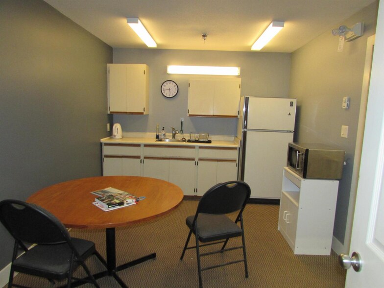 More Photos Of 33415 Maclure Rd, Abbotsford Warehouse For Sale