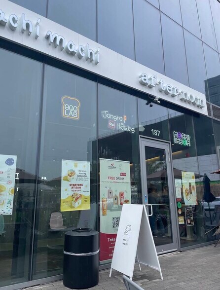 More Photos Of 185 Main St, Fort Lee Storefront Retail Office For Lease