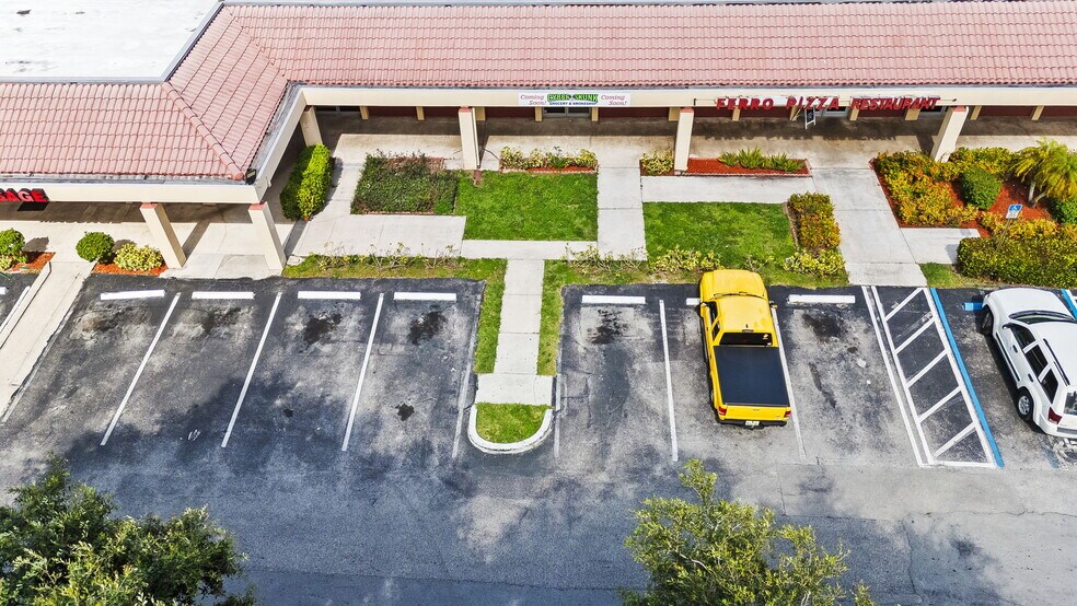More Photos Of 8106-8186 N University Dr, Tamarac Unknown For Lease
