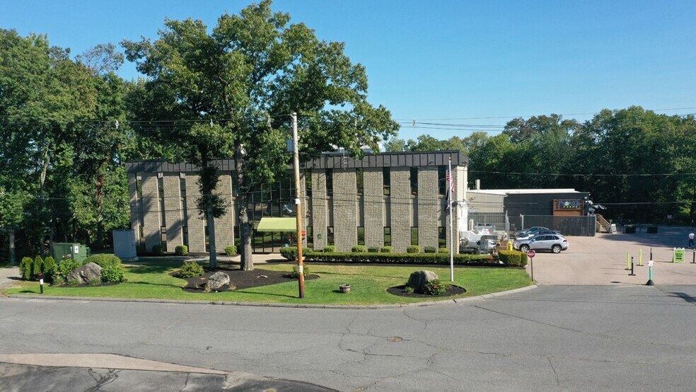 More Photos Of 34 Extension St, Attleboro Warehouse For Sale