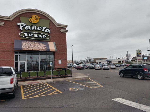 More Photos Of , Cincinnati General Retail For Sale