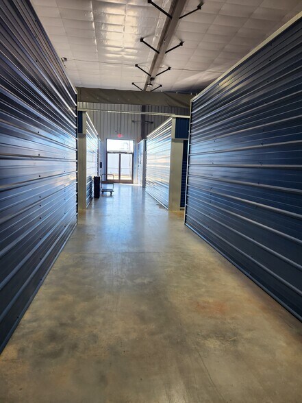 More Photos Of 123 Pope Rd, Morristown Specialty For Sale