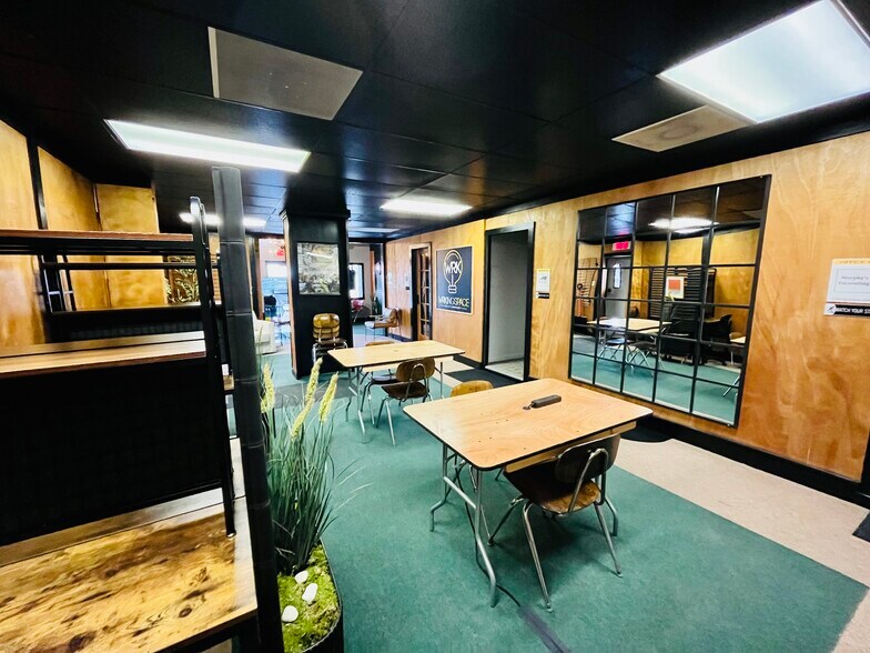 More Photos Of 74135 Church St, Armada Office Residential For Lease