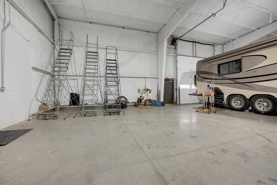 More Photos Of 22800 Highway H, Sedalia Manufacturing For Sale