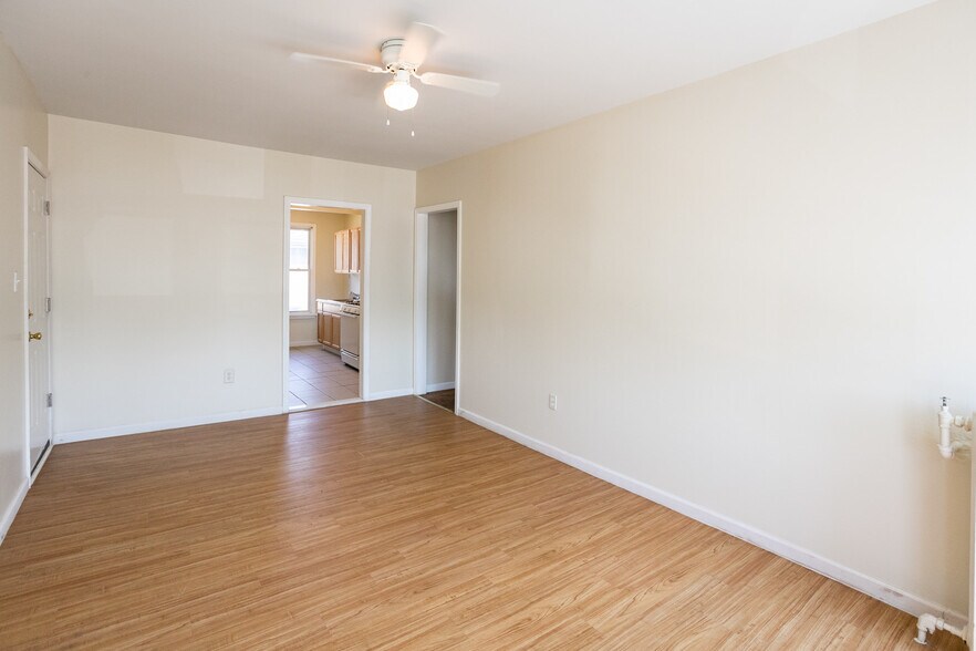 More Photos Of 7720 Pitt St, Detroit Apartments For Sale