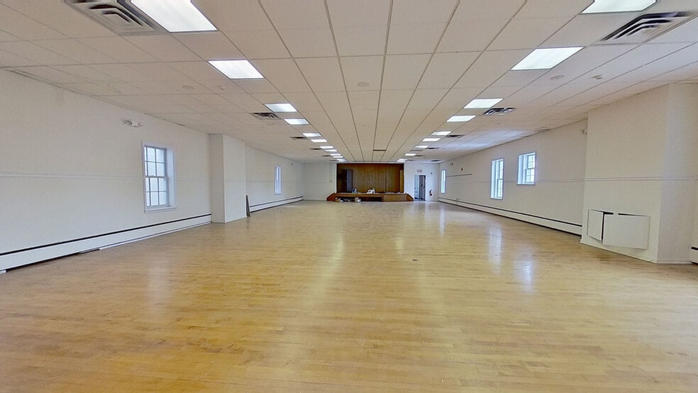 More Photos Of 36 Bergen St, Hackensack Loft Creative Space For Sale