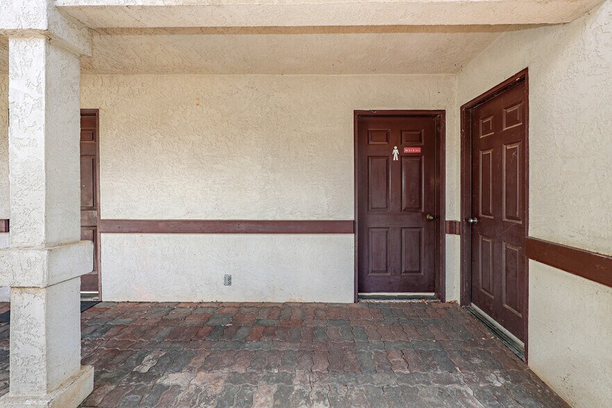 More Photos Of 5320 State Highway 49, Mariposa Office Residential For Sale