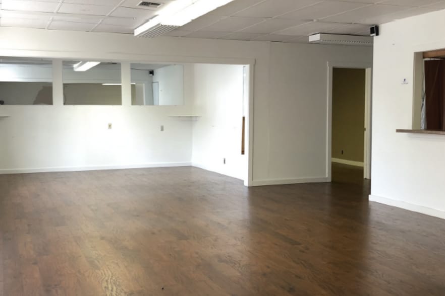 More Photos Of 601 W Maxwell Ave, Spokane Office For Lease