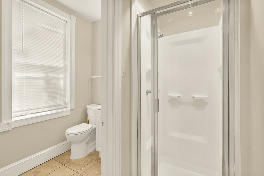 More Photos Of 228 E Capitol St NE, Washington Apartments For Sale